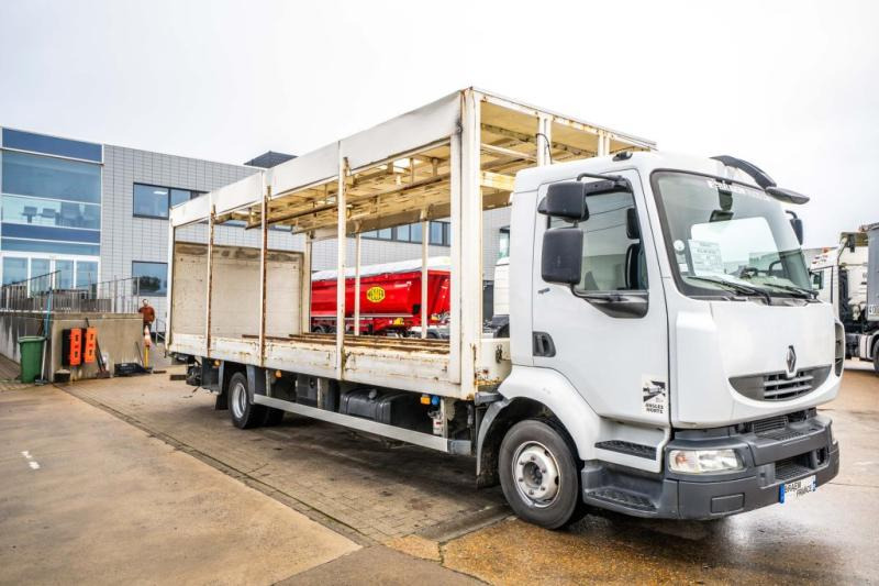 Renault MIDLUM 180 DXI (12 T) - Camion à rideaux coulissants: photos 2 Renault MIDLUM 180 DXI (12 T) - Camion à rideaux coulissants: photos 2
