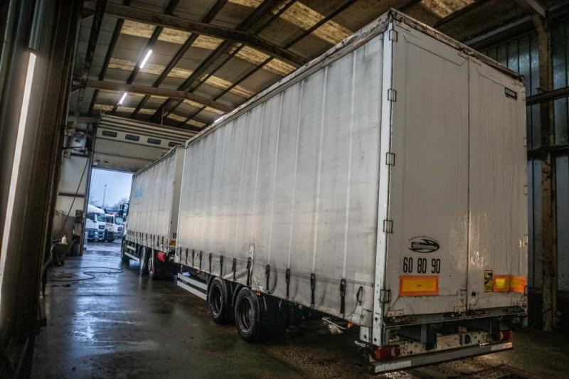 Renault PREMIUM 430DXI-6X2-(+remorque=3.500€) - Camion à rideaux coulissants: photos 4 Renault PREMIUM 430DXI-6X2-(+remorque=3.500€) - Camion à rideaux coulissants: photos 4