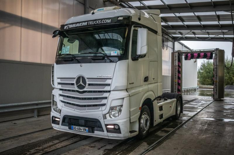 Mercedes ACTROS 1845LS+E6+VOITH - Tracteur routier: photos 1 Mercedes ACTROS 1845LS+E6+VOITH - Tracteur routier: photos 1