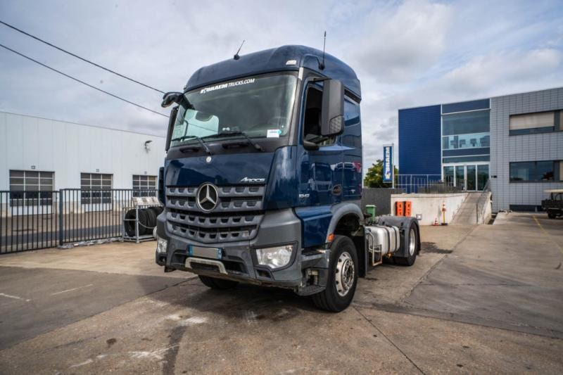 Mercedes AROCS 1843 LS ( NO ACTROS)+BIG AXLE+HYDR. - Tracteur routier: photos 1 Mercedes AROCS 1843 LS ( NO ACTROS)+BIG AXLE+HYDR. - Tracteur routier: photos 1