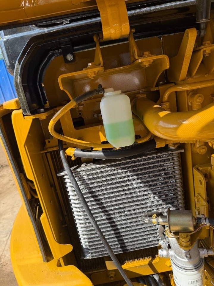 CAT 303.5E - Mini pelle: photos 3 CAT 303.5E - Mini pelle: photos 3