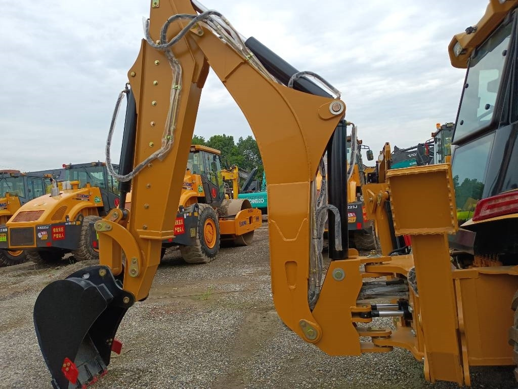 CAT 420 F IT - Pelle sur chenille: photos 5 CAT 420 F IT - Pelle sur chenille: photos 5