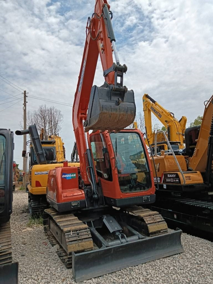 Pelle sur chenille neuf Doosan DX 75: photos 6 Pelle sur chenille neuf Doosan DX 75: photos 6