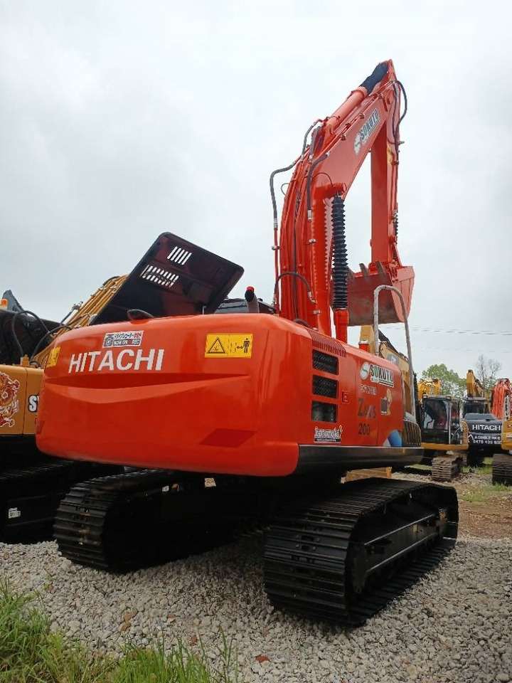 Hitachi ZX 200 - Pelle sur chenille: photos 4 Hitachi ZX 200 - Pelle sur chenille: photos 4