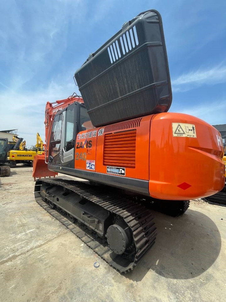 Hitachi ZX 240 - Pelle sur chenille: photos 3 Hitachi ZX 240 - Pelle sur chenille: photos 3