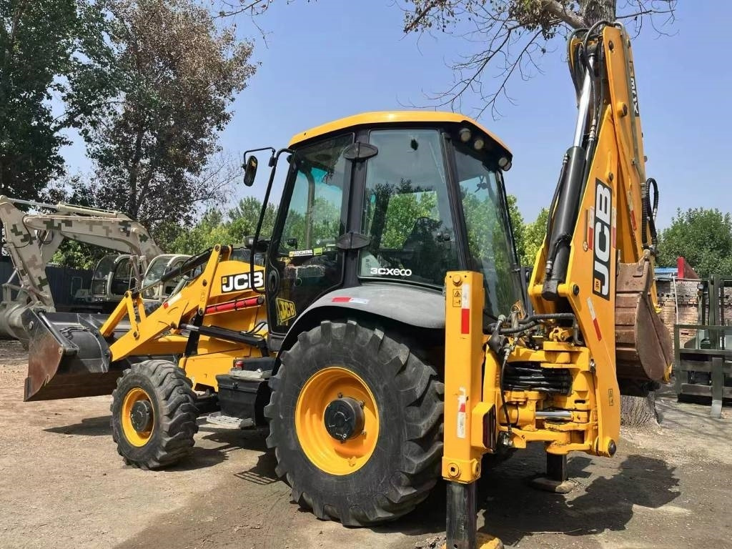 JCB 3 CX - Tractopelle: photos 3 JCB 3 CX - Tractopelle: photos 3