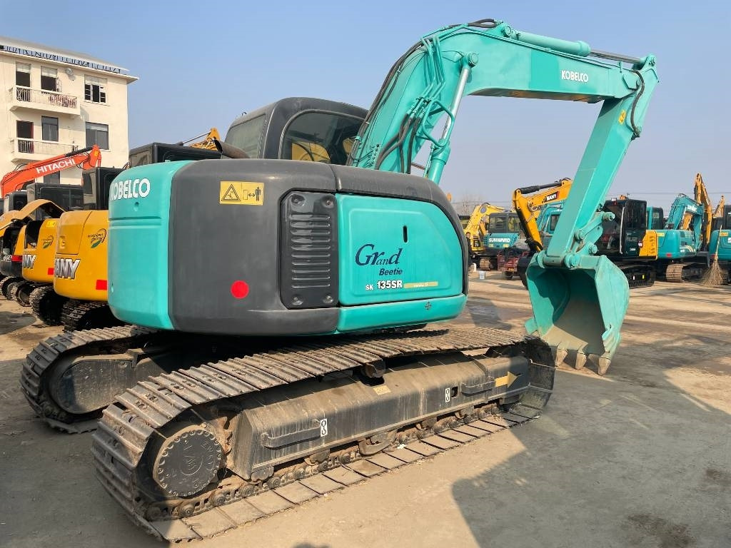 Kobelco SK 135 - Pelle sur chenille: photos 4 Kobelco SK 135 - Pelle sur chenille: photos 4