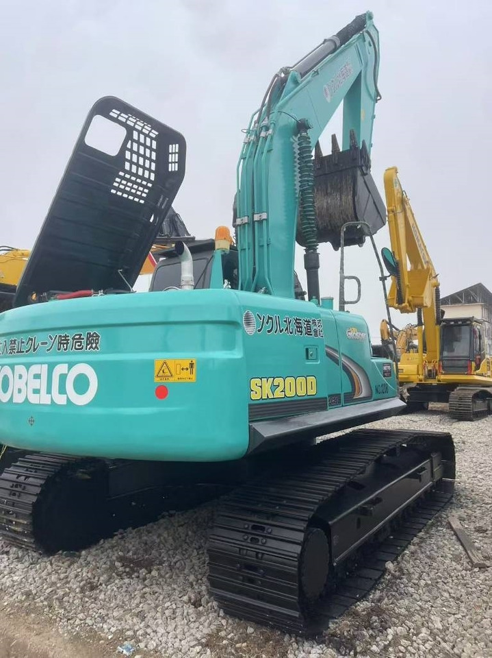Kobelco SK 200 - Pelle sur chenille: photos 4 Kobelco SK 200 - Pelle sur chenille: photos 4