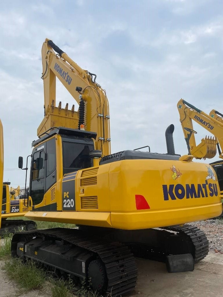 Komatsu PC 220 - Pelle sur chenille: photos 4 Komatsu PC 220 - Pelle sur chenille: photos 4