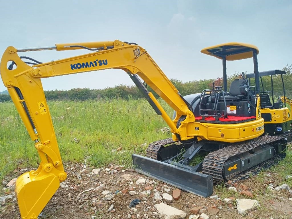 Komatsu PC 40 - Pelle sur chenille: photos 3 Komatsu PC 40 - Pelle sur chenille: photos 3