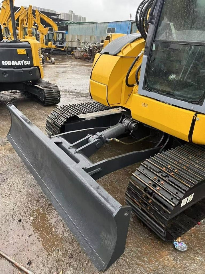 Komatsu PC 78 - Pelle sur chenille: photos 5 Komatsu PC 78 - Pelle sur chenille: photos 5