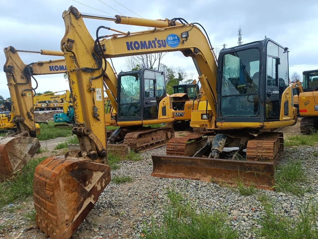 Komatsu PC 90 - Pelle sur chenille: photos 5 Komatsu PC 90 - Pelle sur chenille: photos 5