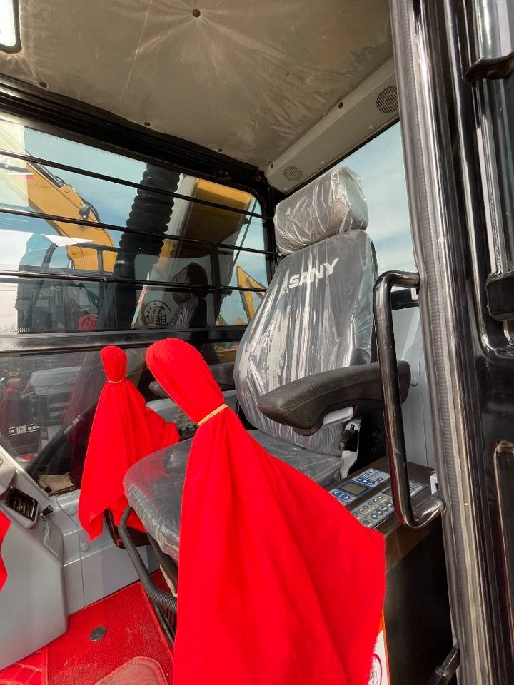 Sany 75 - Pelle sur chenille: photos 5 Sany 75 - Pelle sur chenille: photos 5