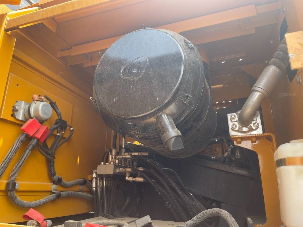 Sany SY 365 H - Pelle sur chenille: photos 5 Sany SY 365 H - Pelle sur chenille: photos 5