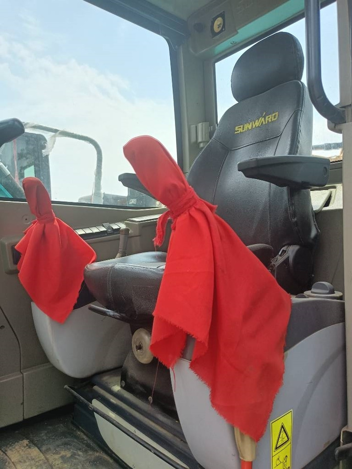 Sunward SWE 90  - Mini pelle: photos 4 Sunward SWE 90  - Mini pelle: photos 4