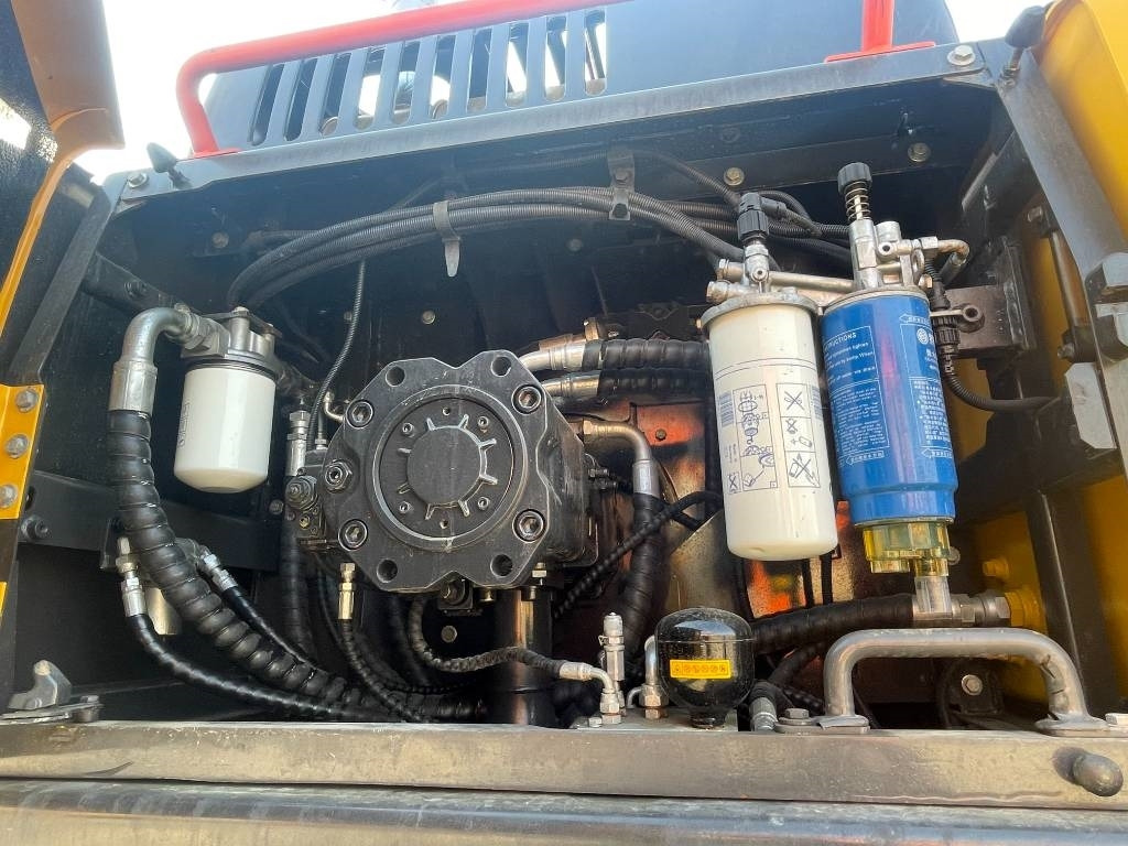 Volvo EC 290 - Pelle sur chenille: photos 2 Volvo EC 290 - Pelle sur chenille: photos 2