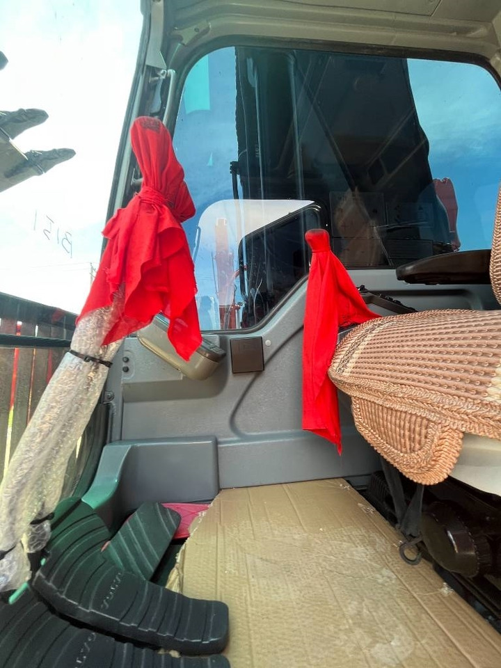 Volvo EC 290 - Pelle sur chenille: photos 3 Volvo EC 290 - Pelle sur chenille: photos 3