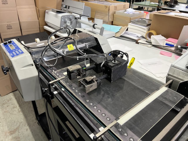 GRAPHIC WHIZARD GW 1200 - Machine d'impression: photos 3 GRAPHIC WHIZARD GW 1200 - Machine d'impression: photos 3