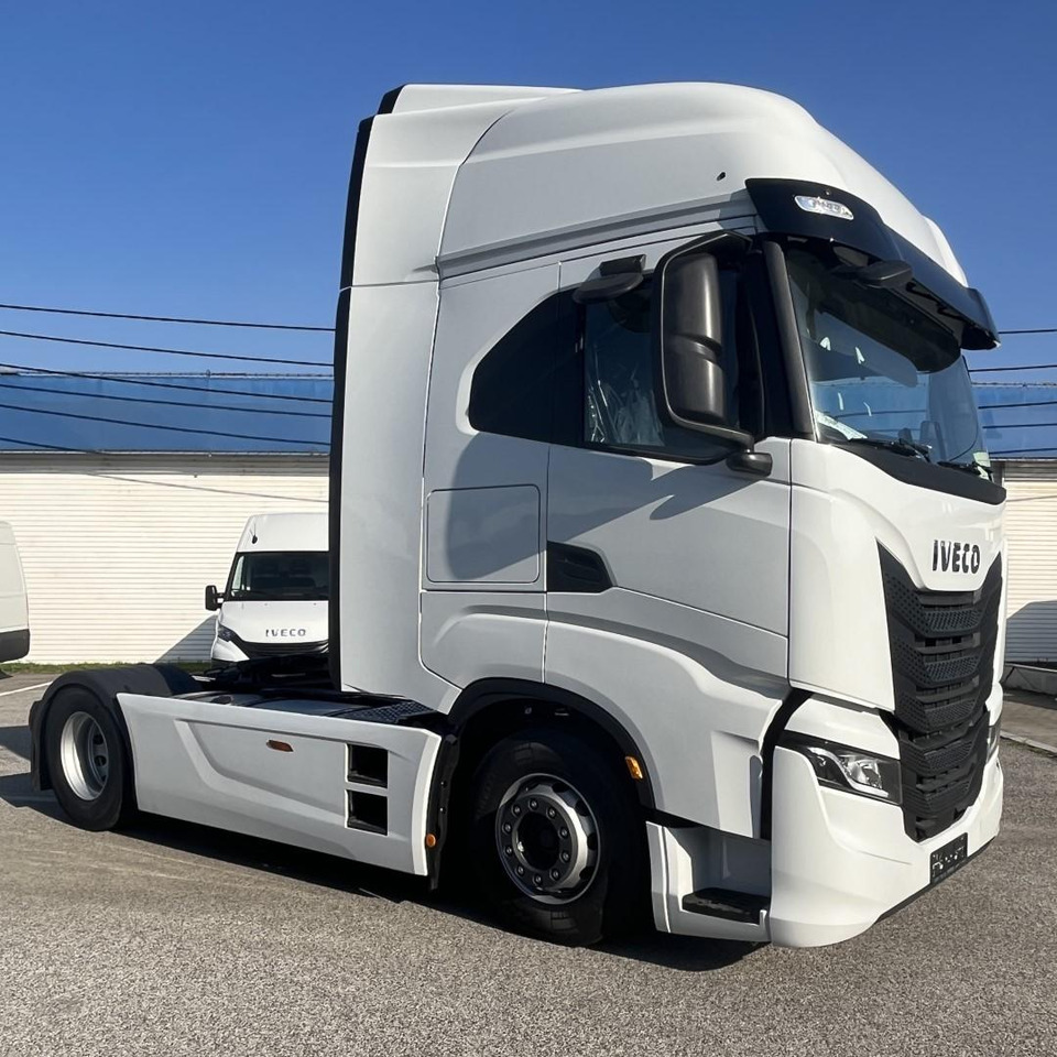Iveco S-WAY, 530, AS440S53TP - Tracteur routier: photos 3 Iveco S-WAY, 530, AS440S53TP - Tracteur routier: photos 3