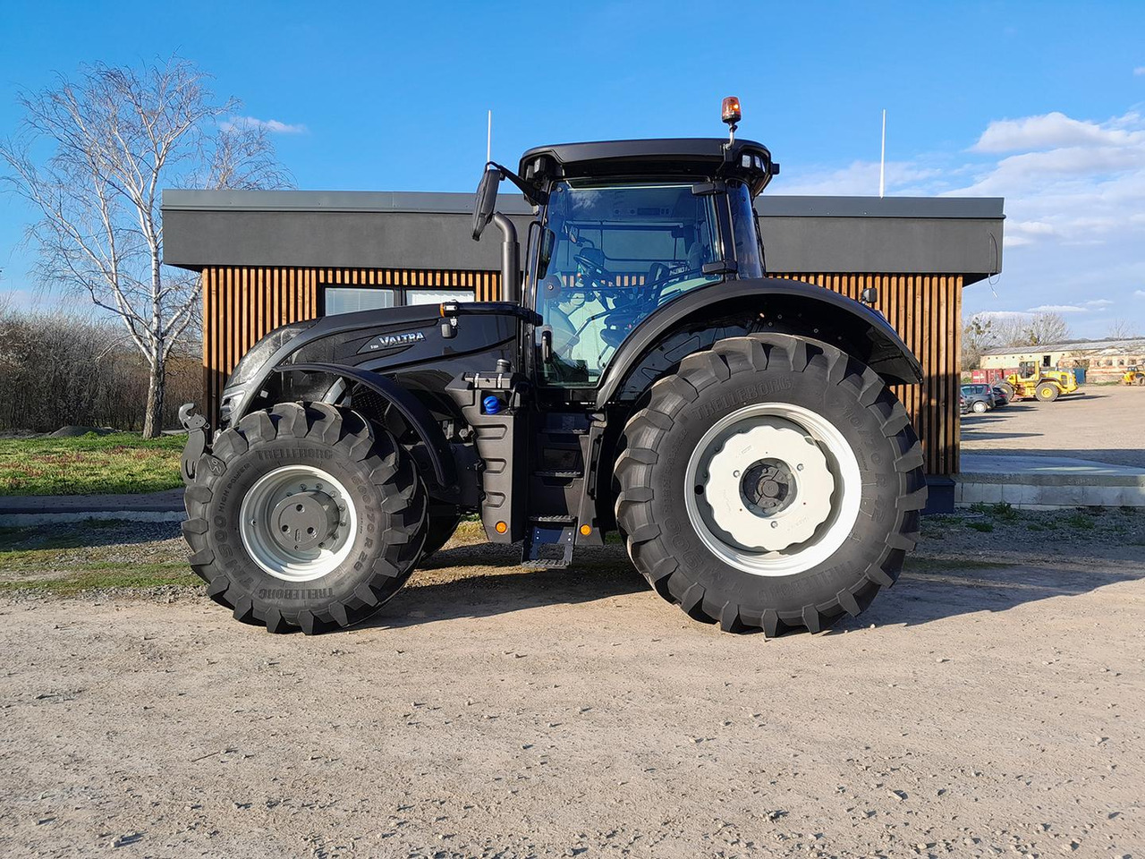 Valtra S, 394, MR 19 - Tracteur agricole: photos 3 Valtra S, 394, MR 19 - Tracteur agricole: photos 3