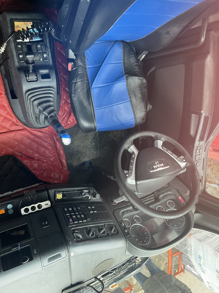 MAN TGA18.440 Euro 4 - Tracteur routier: photos 4 MAN TGA18.440 Euro 4 - Tracteur routier: photos 4
