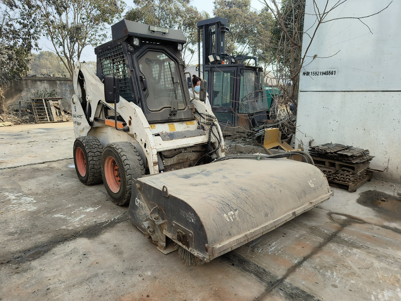 BOBCAT s18 skid steer loader - Mini chargeuse: photos 5 BOBCAT s18 skid steer loader - Mini chargeuse: photos 5