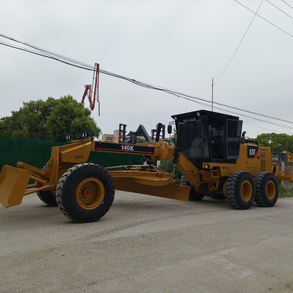 Niveleuse CATERPILLAR 140k used cat 140 motor grader with motor grader: photos 6 Niveleuse CATERPILLAR 140k used cat 140 motor grader with motor grader: photos 6