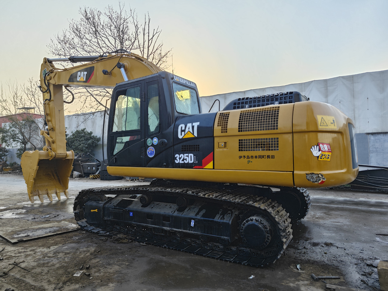 CATERPILLAR 325D used excavator 325C 325 - Pelle sur chenille: photos 1 CATERPILLAR 325D used excavator 325C 325 - Pelle sur chenille: photos 1