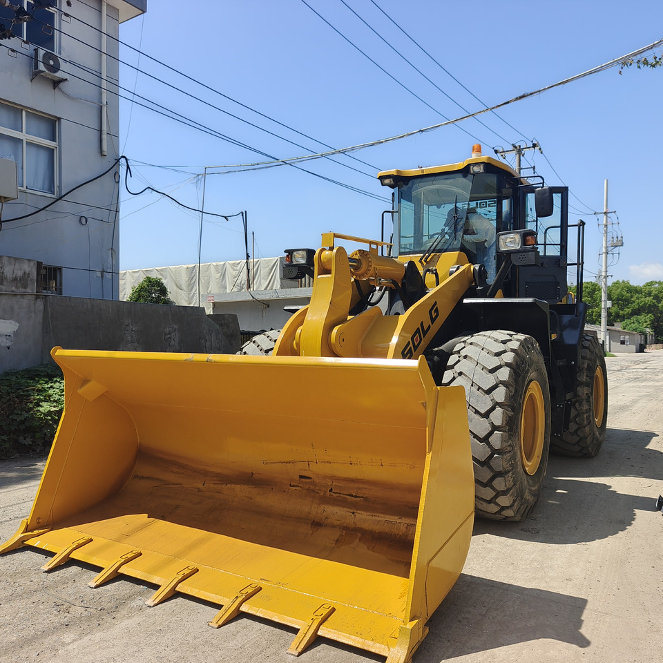 SDLG L956F - Chargeuse sur pneus: photos 5 SDLG L956F - Chargeuse sur pneus: photos 5