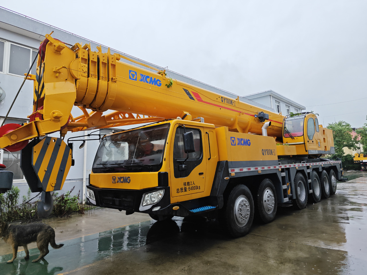 XCMG QY100K Used 100ton xcmg truck crane - Grue tout-terrain: photos 1 XCMG QY100K Used 100ton xcmg truck crane - Grue tout-terrain: photos 1