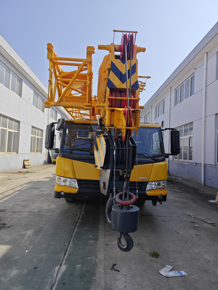 XCMG QY50KC Used Truck Crane - Grue mobile: photos 2 XCMG QY50KC Used Truck Crane - Grue mobile: photos 2
