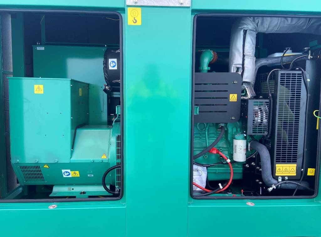 Cummins C220D5EQ - 220 kVA Generator - DPX-18512-Q - Groupe électrogène: photos 5 Cummins C220D5EQ - 220 kVA Generator - DPX-18512-Q - Groupe électrogène: photos 5