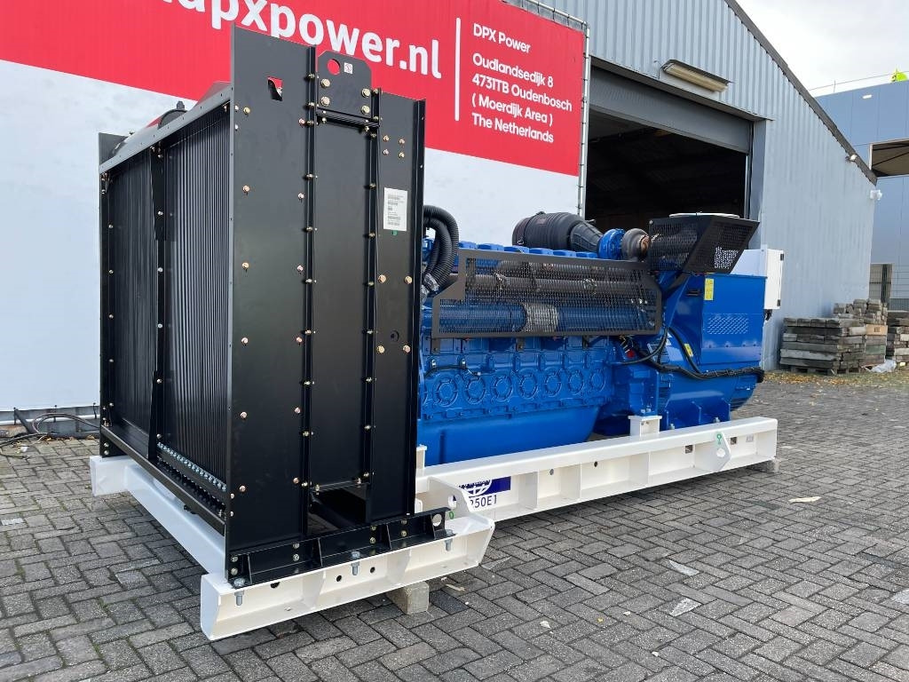 FG Wilson P1250E1 - Perkins - 1250 kVA Genset - DPX-16028-O - Groupe électrogène: photos 2 FG Wilson P1250E1 - Perkins - 1250 kVA Genset - DPX-16028-O - Groupe électrogène: photos 2