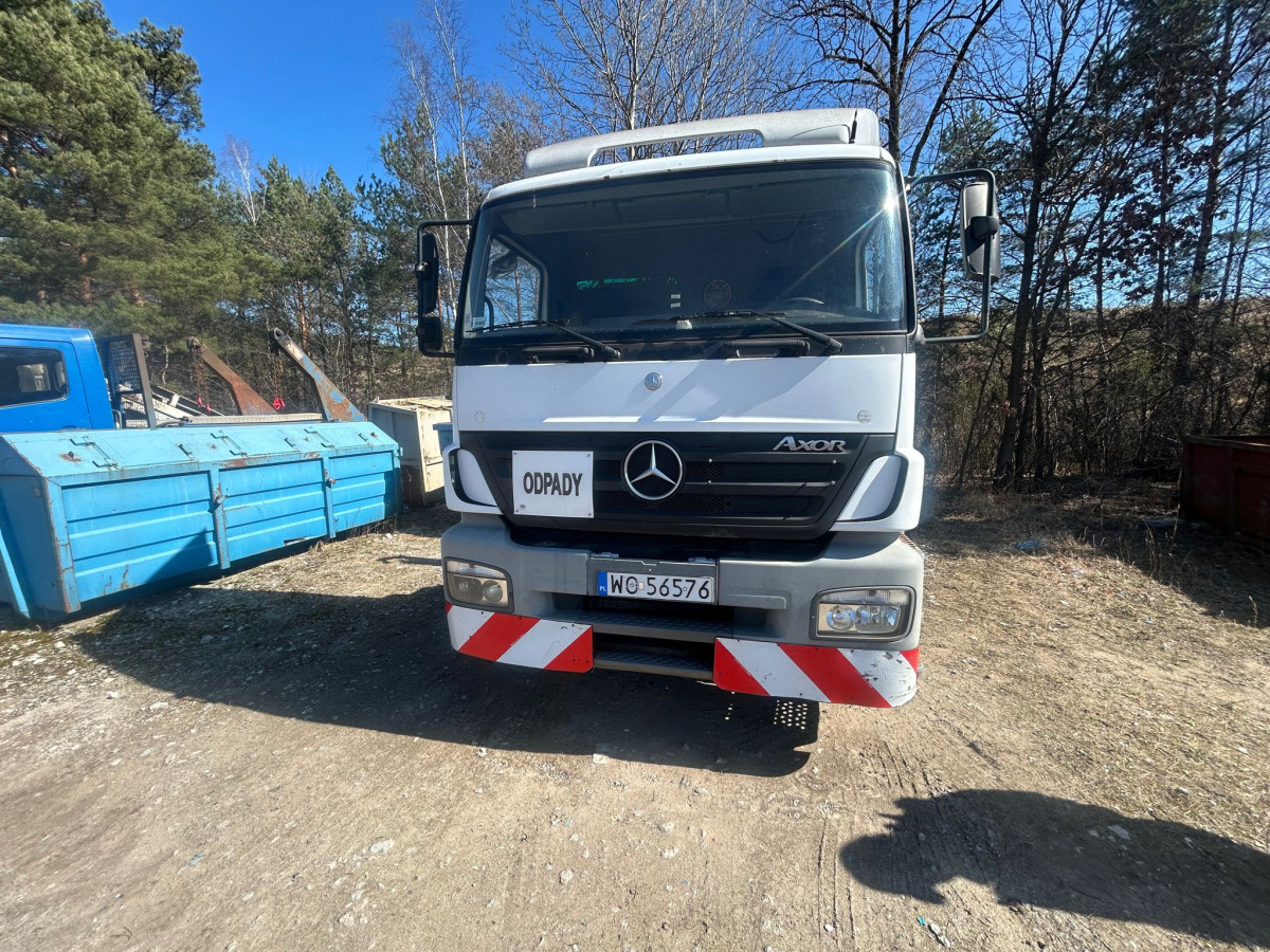 MERCEDES BENZ AXOR HAKOWIEC - Camion ampliroll: photos 3 MERCEDES BENZ AXOR HAKOWIEC - Camion ampliroll: photos 3