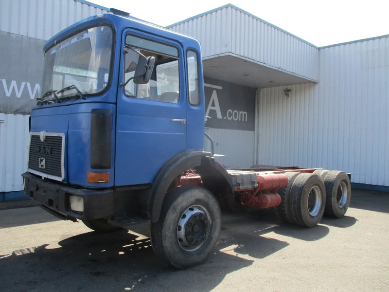 MAN 26.280 , 6x4 , ZF Manual , Spring suspension - Châssis cabine: photos 1 MAN 26.280 , 6x4 , ZF Manual , Spring suspension - Châssis cabine: photos 1