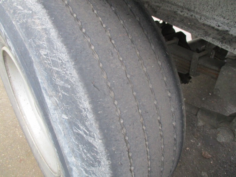 Semi-remorque benne Stas 2 Axle , tipper trailer , spring suspension, Drum brakes: photos 12 Semi-remorque benne Stas 2 Axle , tipper trailer , spring suspension, Drum brakes: photos 12