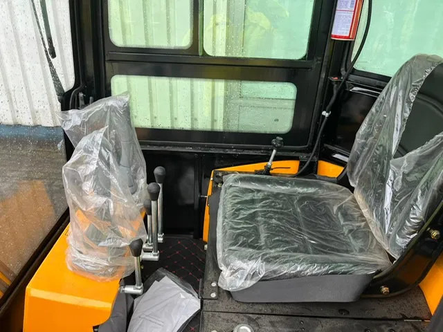 Mini pelle neuf VICSEC VC 13 C , Mini Excavator , Close cabine , 2 pieces in stock: photos 20 Mini pelle neuf VICSEC VC 13 C , Mini Excavator , Close cabine , 2 pieces in stock: photos 20