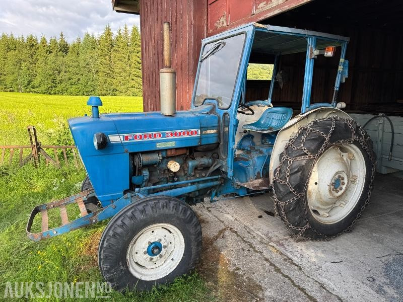 1970 Ford 3000 traktor GODT EKSEMPLAR MED LITE TIMER - Tracteur agricole: photos 2 1970 Ford 3000 traktor GODT EKSEMPLAR MED LITE TIMER - Tracteur agricole: photos 2
