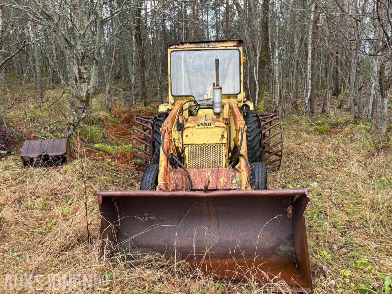 1975 FORD 4550 TRAKTORGRAVER - Tracteur agricole: photos 2 1975 FORD 4550 TRAKTORGRAVER - Tracteur agricole: photos 2