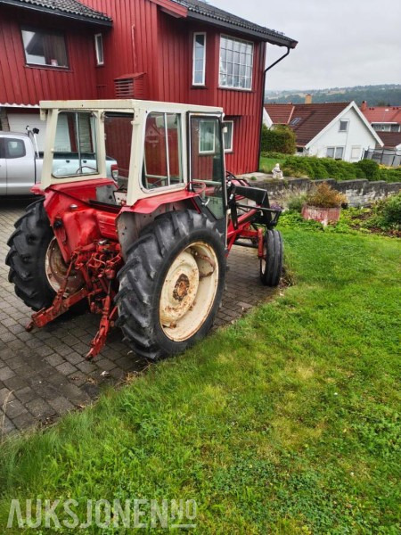 1975 International Harvester 574 - mva fri traktor rep.objekt - Tracteur agricole: photos 5 1975 International Harvester 574 - mva fri traktor rep.objekt - Tracteur agricole: photos 5