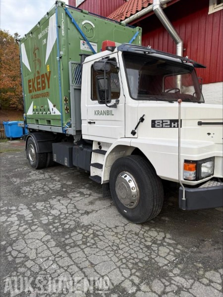 1983 Scania T82H4X2LI46 TIPPBIL VETERAN. - Camion benne: photos 1 1983 Scania T82H4X2LI46 TIPPBIL VETERAN. - Camion benne: photos 1