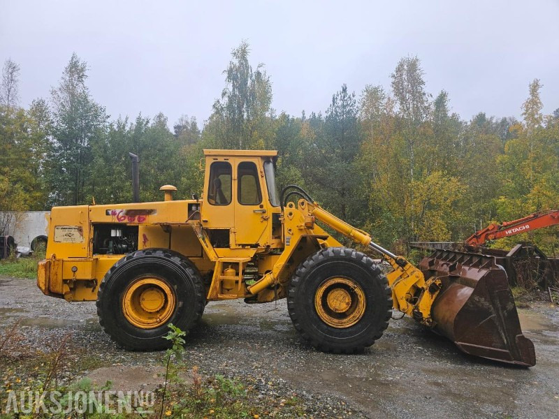 1983 Volvo BM 4500 hjullaster m/skuff. - Chargeuse sur pneus: photos 4 1983 Volvo BM 4500 hjullaster m/skuff. - Chargeuse sur pneus: photos 4