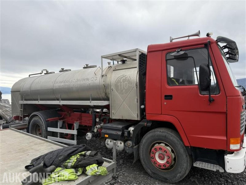 1991 Volvo fl7 tankbil - Camion citerne: photos 2 1991 Volvo fl7 tankbil - Camion citerne: photos 2