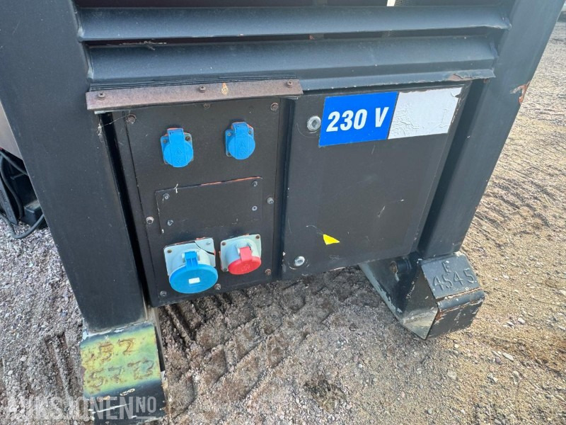 1995 Stamford aggregat 40kvA 230/400V - L'équipement de construction: photos 4 1995 Stamford aggregat 40kvA 230/400V - L'équipement de construction: photos 4