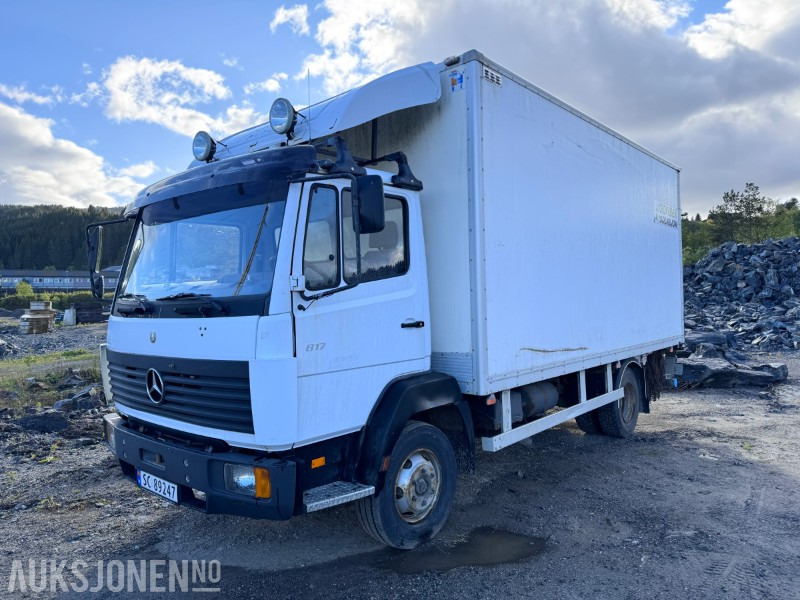 1998 Mercedes-Benz 817/37 - skapbil med bakløft - Eu godkjent - Camion fourgon: photos 1 1998 Mercedes-Benz 817/37 - skapbil med bakløft - Eu godkjent - Camion fourgon: photos 1