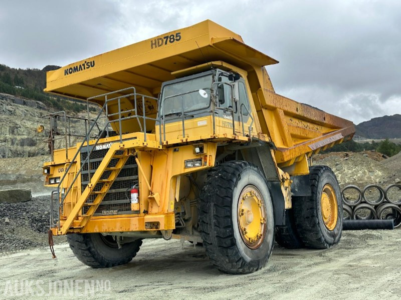 2001 Komatsu HD 785-5 Tipptruck - 91 tonns lastekapasitet - Registrert med sorte skilter - - Tombereau: photos 1 2001 Komatsu HD 785-5 Tipptruck - 91 tonns lastekapasitet - Registrert med sorte skilter - - Tombereau: photos 1