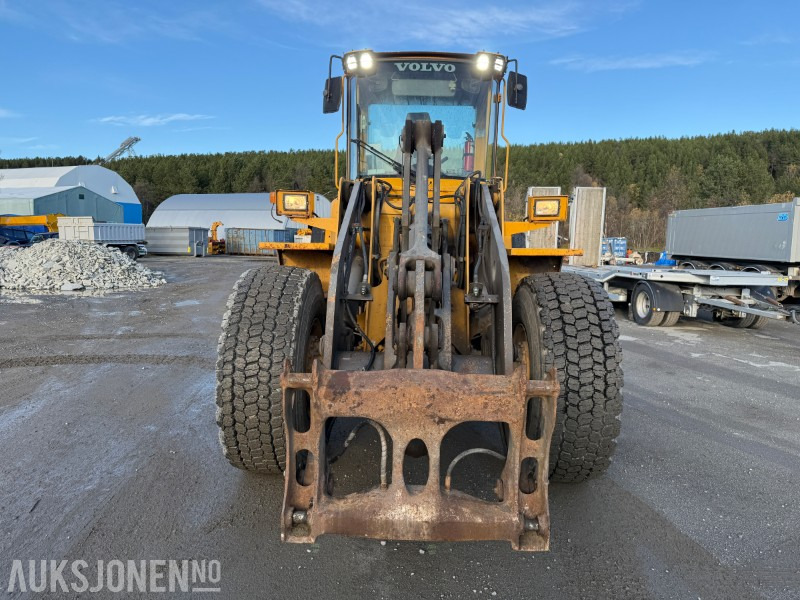 2001 Volvo L90D - 8868t - 17 000kg - Chargeuse sur pneus: photos 2 2001 Volvo L90D - 8868t - 17 000kg - Chargeuse sur pneus: photos 2