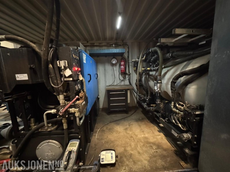 2002 Komplett styrt borerigg – Tracto-Technik Grundodrill 10S med container, mikser, kraftenhet, tracking - Foreuse: photos 4 2002 Komplett styrt borerigg – Tracto-Technik Grundodrill 10S med container, mikser, kraftenhet, tracking - Foreuse: photos 4