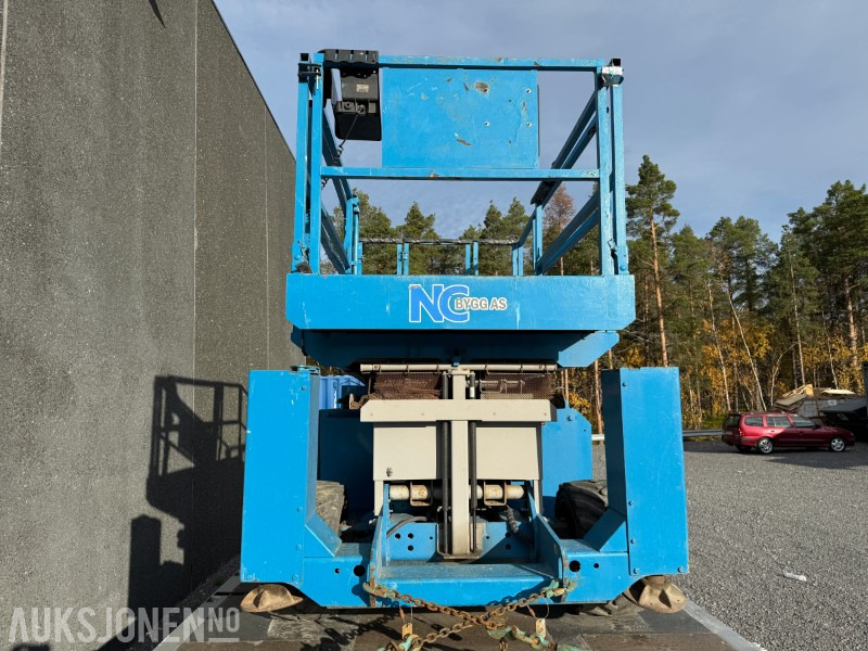2004 Genie GS-3268R - Sakselift - 4x4 - 4152kg - 3734t - Nacelle: photos 2 2004 Genie GS-3268R - Sakselift - 4x4 - 4152kg - 3734t - Nacelle: photos 2