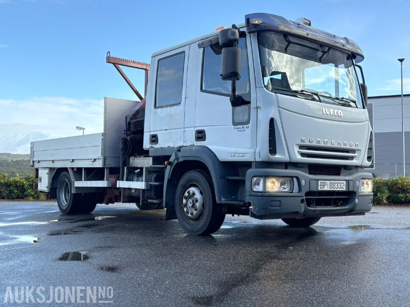 2004 Iveco 120E24 EUROCARGO kranbil - registrert for 5 sitteplasser - Camion grue: photos 2 2004 Iveco 120E24 EUROCARGO kranbil - registrert for 5 sitteplasser - Camion grue: photos 2